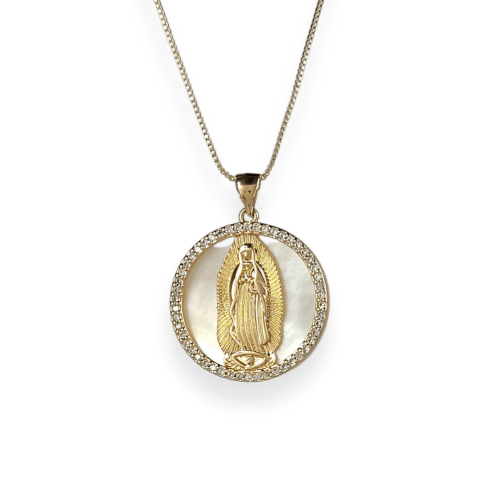Colar pingente redondo N. Sra. de Guadalupe fundo madrepérola banho ouro 18k