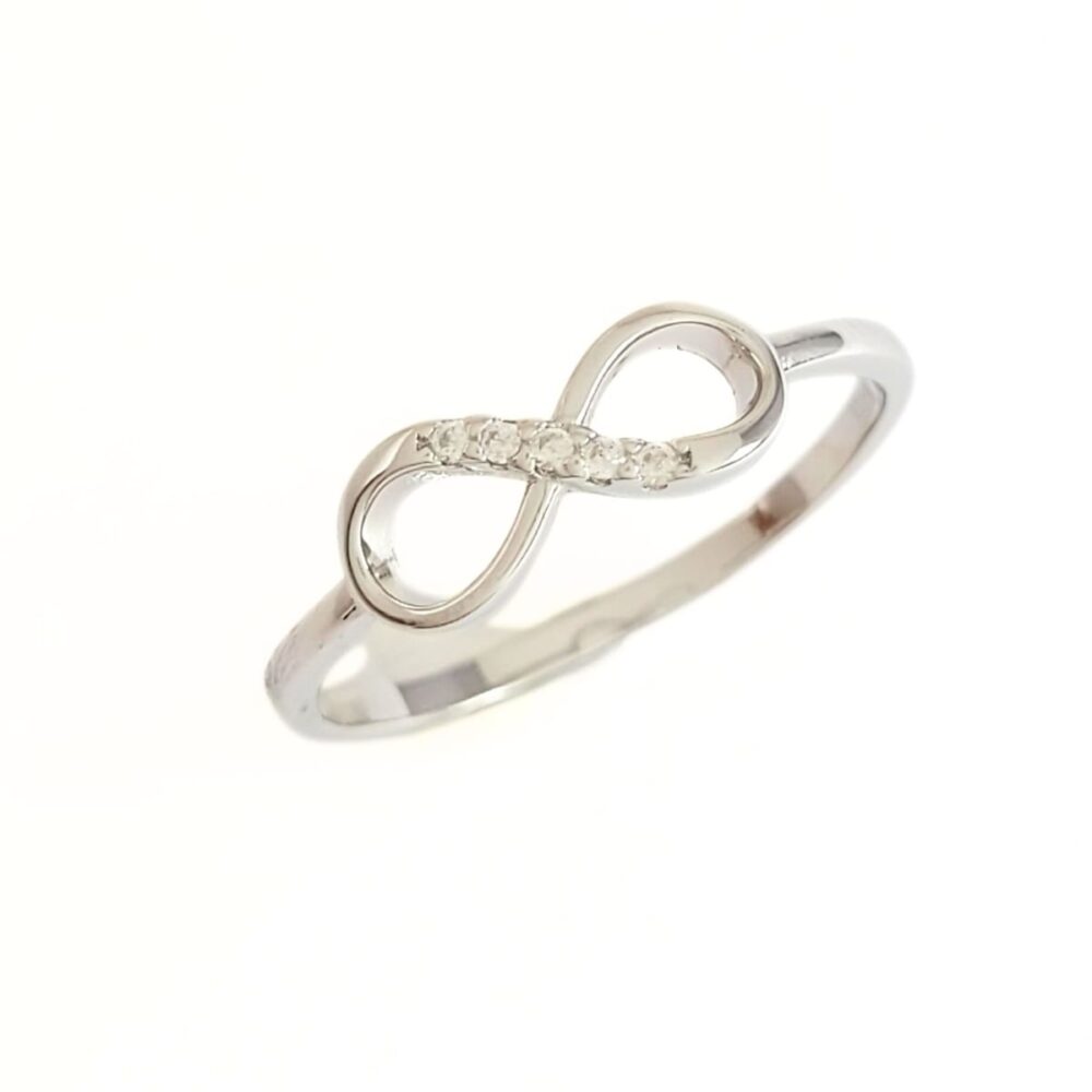 Anel infinito cravejado micro zircônias cor cristal prata 925