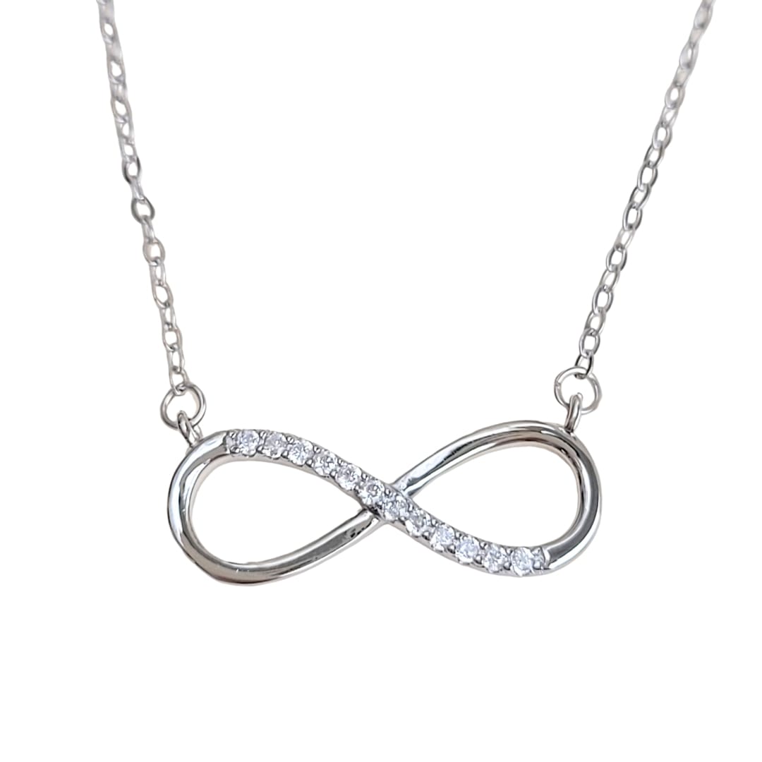 Colar infinito em Prata 925 cravejado micro zircônias cristal